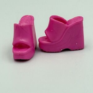 1990's 2000's Barbie Pink Platform Heels Shoes